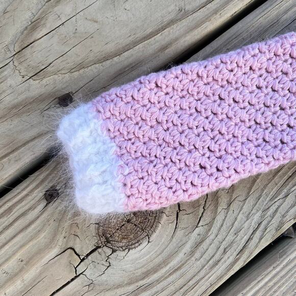 Gorgeous Handmade Girl's Pink And White Pullover Sweater Size 4-5 T - Picture 3 of 8